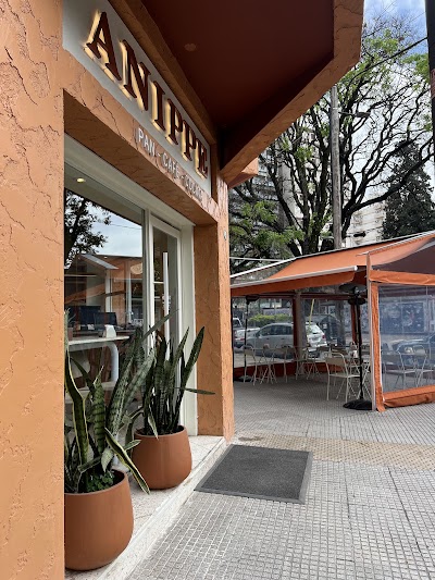 Anippe — Villa Urquiza