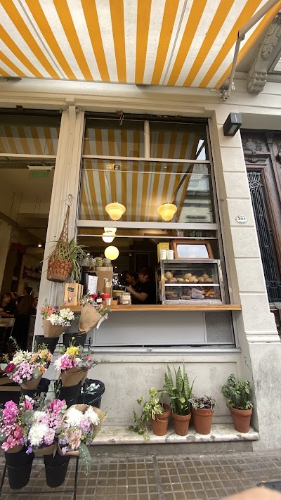 Nica Mercado — San Telmo