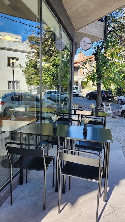 Café Olivia House — Villa Urquiza