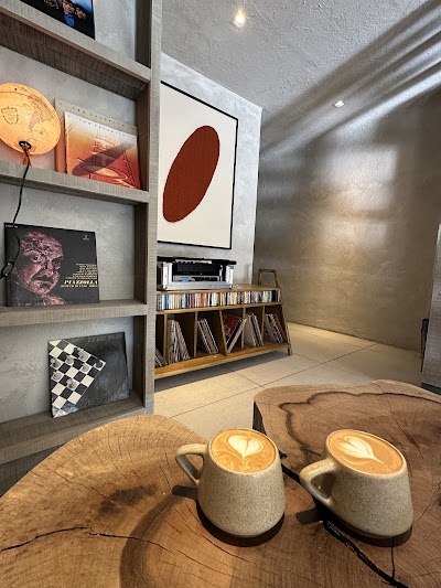 Cruce Café — Colegiales