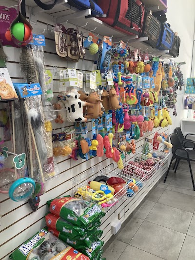 BonAire Petshop veterinaria peluquería canina y felina, Ecografias, kinesiología, cirugías, análisis clínicos, electrocardiograma, alimentos, medicamentos — Balvanera