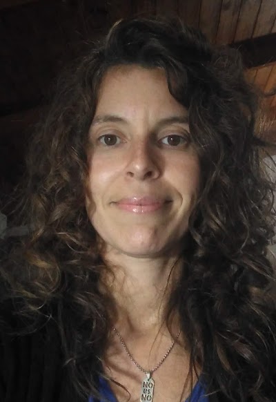 Dra. Marina Snitcofsky - Etología Clínica Veterinaria (Medicina del Comportamiento) — Villa Urquiza