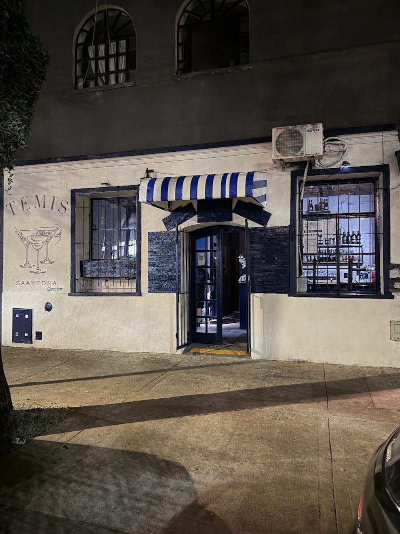 Temis Bar — Saavedra