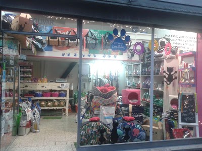 Pet Shop San Telmo — Monserrat