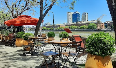 Lobo Café Puerto Madero — Puerto Madero