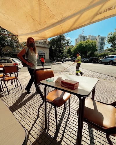 La Escuela Bar — Núñez
