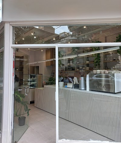 Astrid Pastelería - Café — Belgrano
