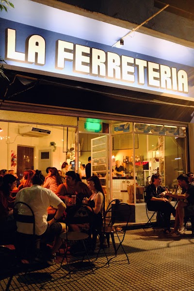 La Ferretería Bar — Villa Devoto
