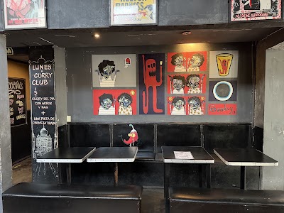 La Puerta Roja — San Telmo