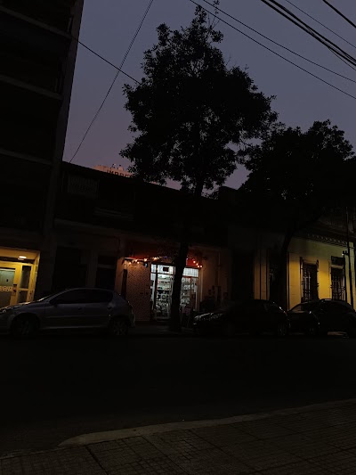Petshop Familia Multiespecie — Almagro