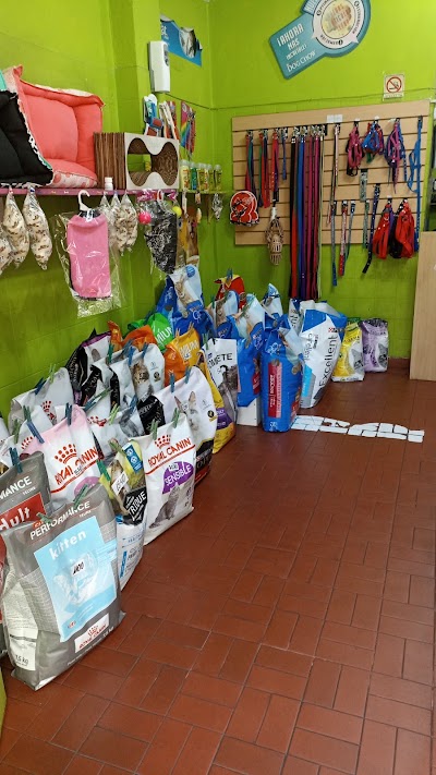 Pet Shop "Milenio" — Parque Chacabuco