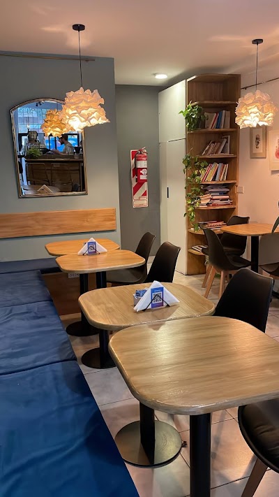 Birdy Birds Specialty Coffee Shop — Villa Crespo