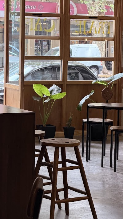 Traje Café — Boedo
