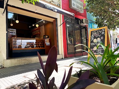 Tulio's Cafe — Colegiales