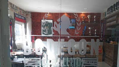 Bodegón caballito — Caballito
